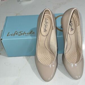 Life Stride Soft System women shoes.